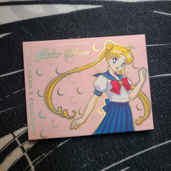Colourpop x Sailor Moon Eyeshadow Palette - Picture 2 of 5